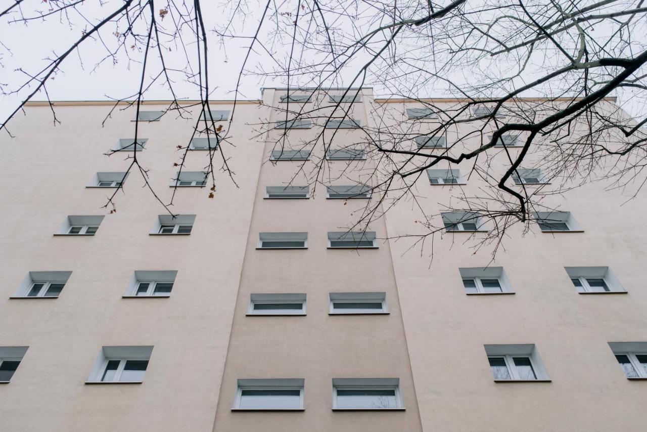 Apartel Metro Wierzbno Warsaw Exterior photo